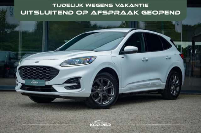 Ford Kuga (2022) thumbnail 1