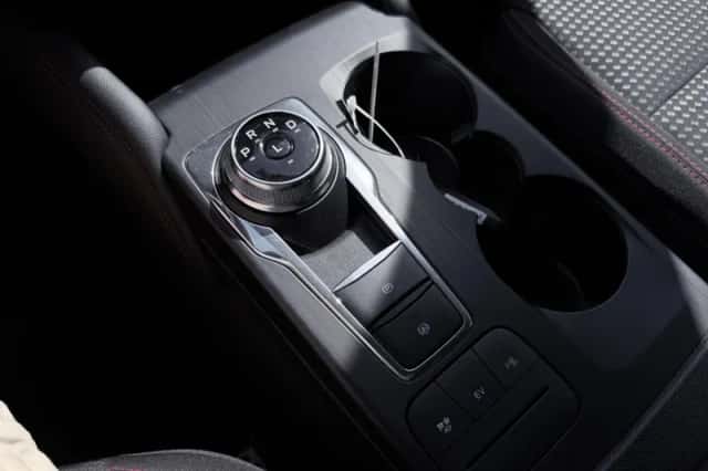 Ford Kuga (2022) thumbnail 19