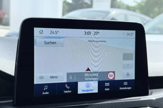 Ford Kuga (2022) thumbnail 10