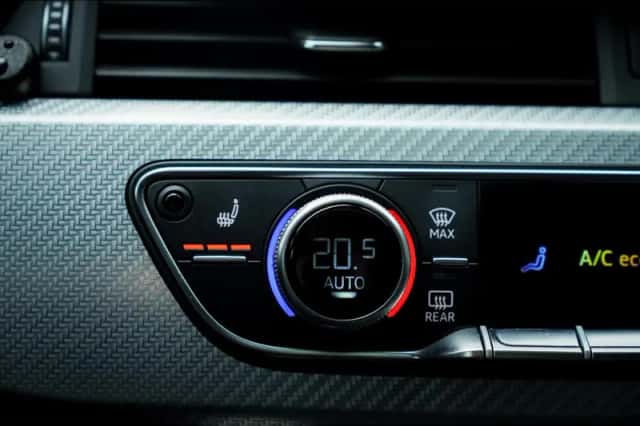 Audi A5 (2023) thumbnail 24