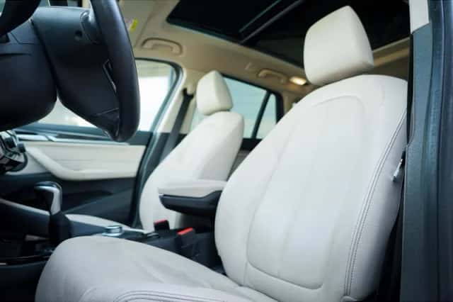 BMW X1 (2020) thumbnail 2