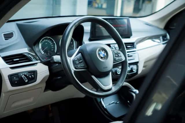 BMW X1 (2020) thumbnail 6