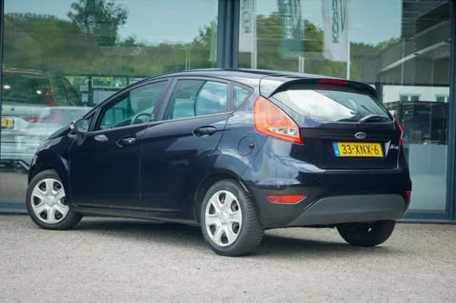 Ford Fiesta (2012) thumbnail 14