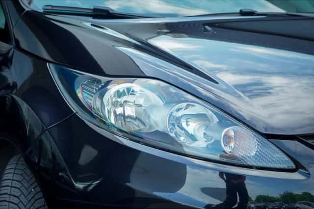 Ford Fiesta (2012) thumbnail 10