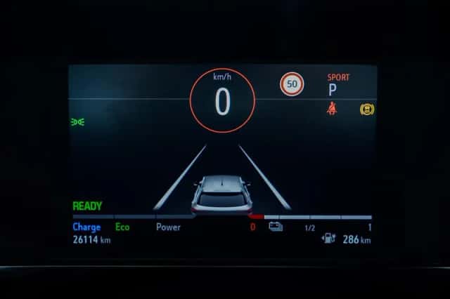 Opel Mokka-e (2023) thumbnail 5