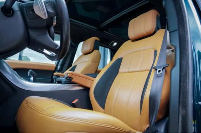Land Rover Range Rover Sport (2020) thumbnail 2
