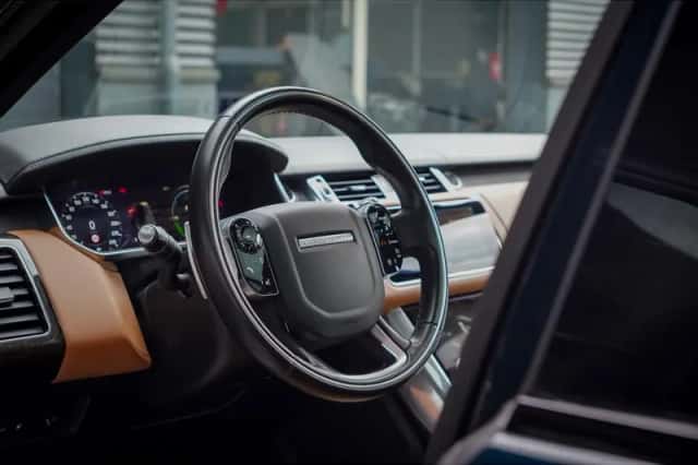 Land Rover Range Rover Sport (2020) thumbnail 6