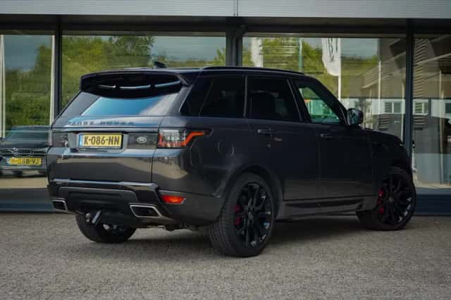 Land Rover Range Rover Sport (2021) thumbnail 4