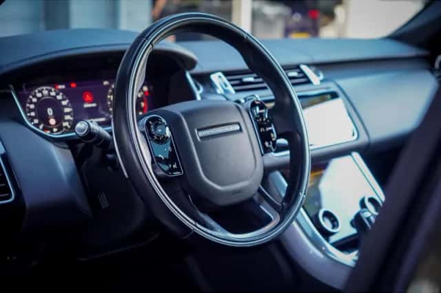 Land Rover Range Rover Sport (2021) thumbnail 6