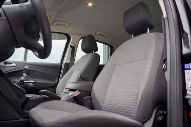 Ford C-Max (2018) thumbnail 2