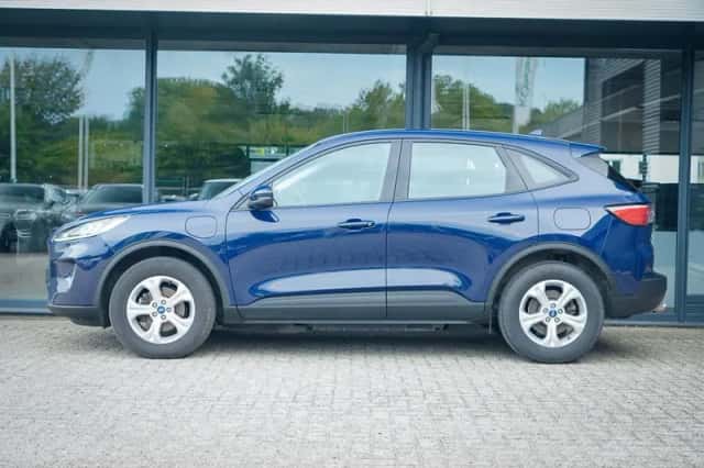 Ford Kuga (2022) thumbnail 3