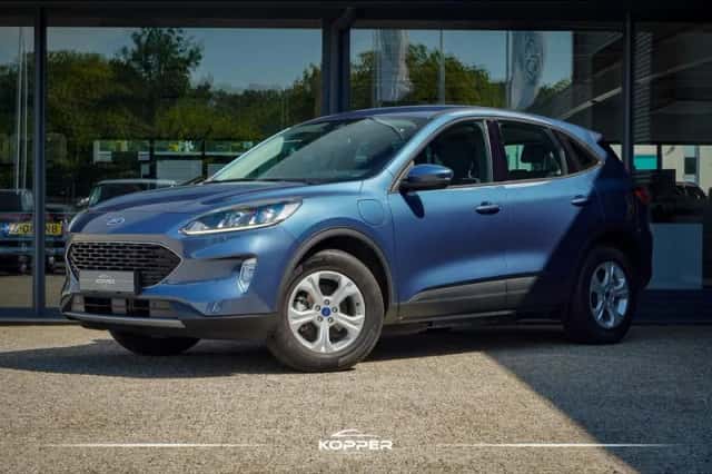 Ford Kuga (2022) thumbnail 1