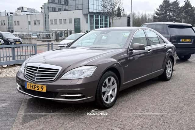Mercedes-Benz S-Klasse (2010) thumbnail 1