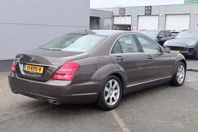 Mercedes-Benz S-Klasse (2010) thumbnail 4