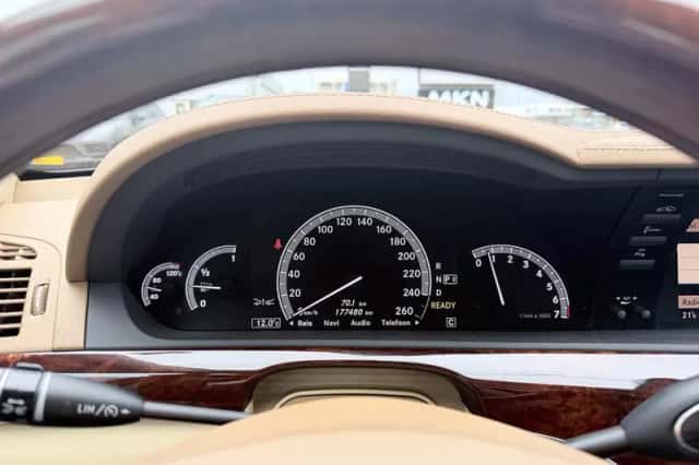 Mercedes-Benz S-Klasse (2010) thumbnail 5