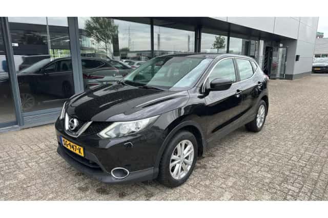 Nissan Qashqai (2017) thumbnail 1