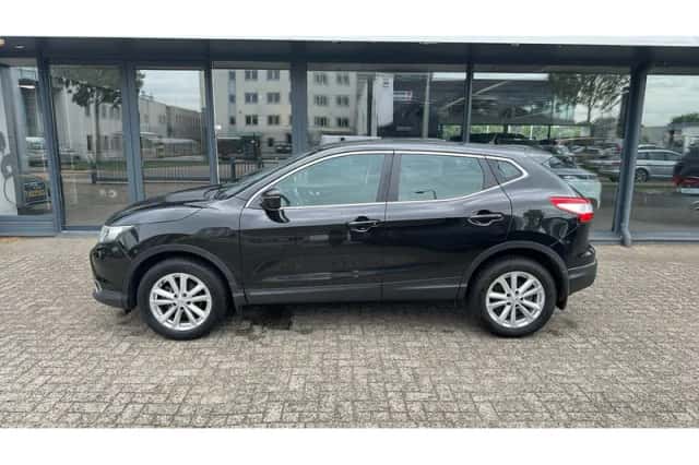 Nissan Qashqai (2017) thumbnail 4