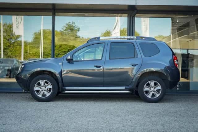 Dacia Duster (2016) thumbnail 3