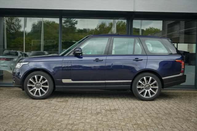 Land Rover Range Rover (2017) thumbnail 3