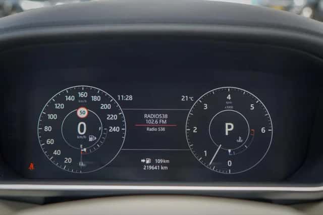 Land Rover Range Rover (2017) thumbnail 5