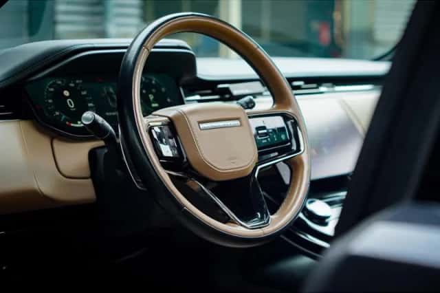 Land Rover Range Rover Sport (2022) thumbnail 6