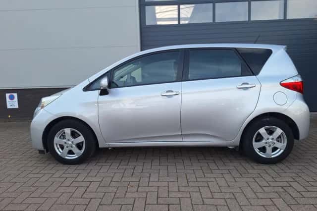 Toyota Verso (2013) thumbnail 6