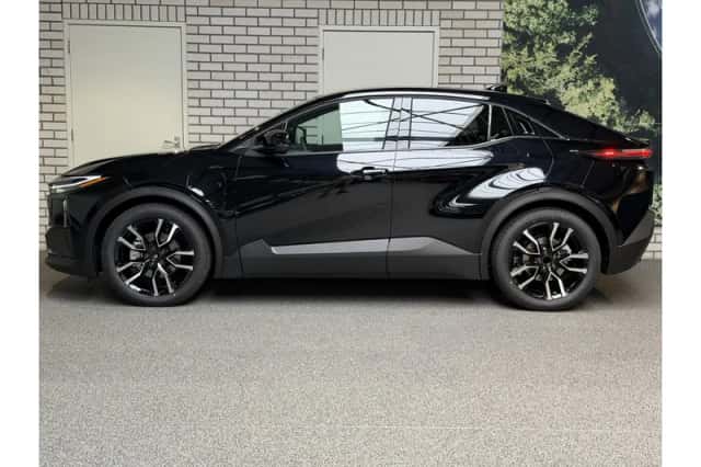 Toyota C-HR+ (2026) thumbnail 2