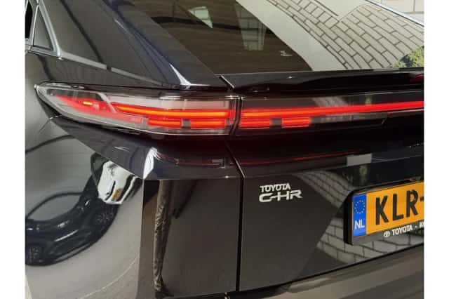 Toyota C-HR+ (2026) thumbnail 4