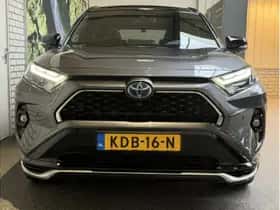 Toyota RAV4 (2022) thumbnail 3