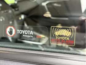Toyota RAV4 (2022) thumbnail 30