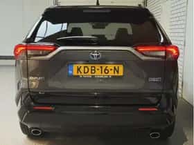 Toyota RAV4 (2022) thumbnail 4