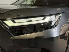 Toyota RAV4 (2022) thumbnail 5