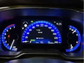 Toyota Corolla (2021) thumbnail 9