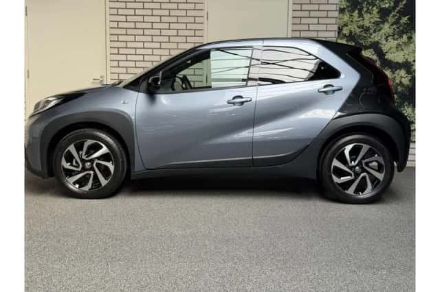 Toyota Aygo X (2024) thumbnail 2