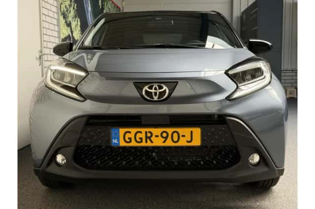 Toyota Aygo X (2024) thumbnail 3
