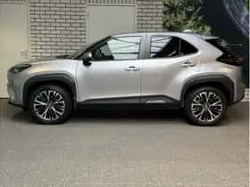 Toyota Yaris Cross (2021) thumbnail 2