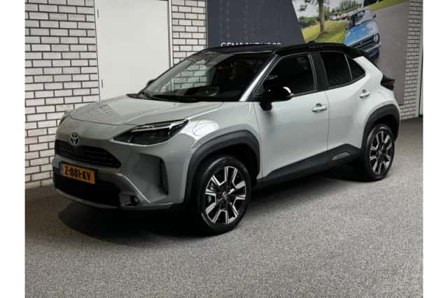 Toyota Yaris Cross (2024) thumbnail 2