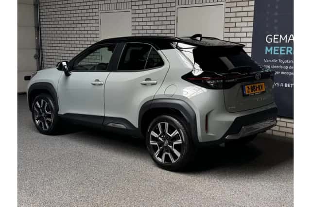 Toyota Yaris Cross (2024) thumbnail 4