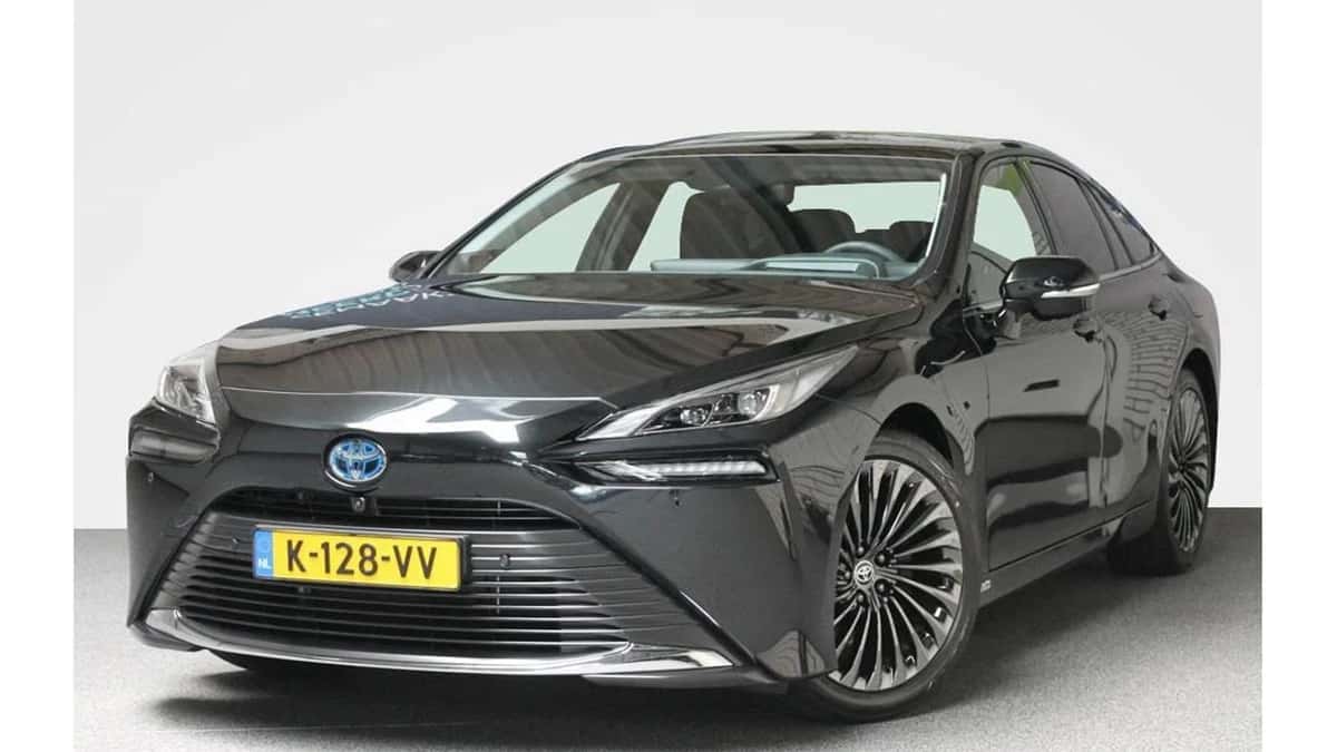 Toyota Mirai (2021) — foto 1