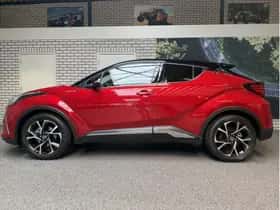 Toyota C-HR (2021) thumbnail 3