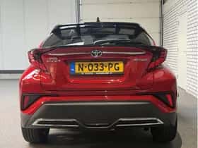 Toyota C-HR (2021) thumbnail 6