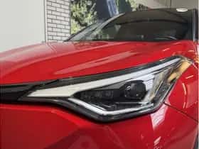 Toyota C-HR (2021) thumbnail 7