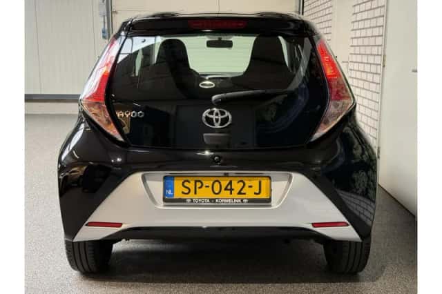 Toyota Aygo (2018) thumbnail 4