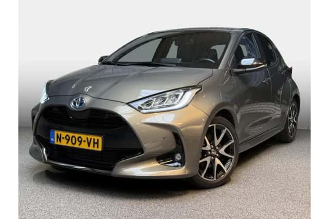 Toyota Yaris (2022) thumbnail 1