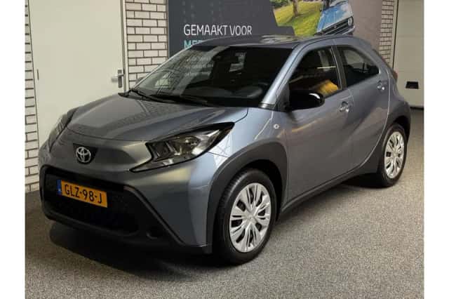 Toyota Aygo X (2024) thumbnail 2
