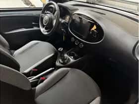 Toyota Aygo X (2024) thumbnail 13