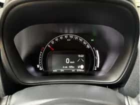 Toyota Aygo X (2024) thumbnail 18