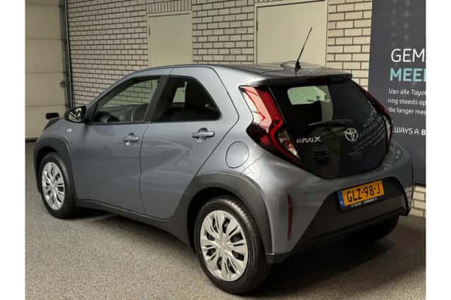 Toyota Aygo X (2024) thumbnail 4