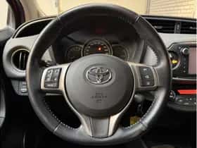 Toyota Yaris (2016) thumbnail 19