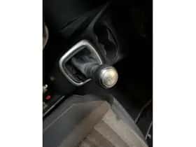 Toyota Yaris (2016) thumbnail 22
